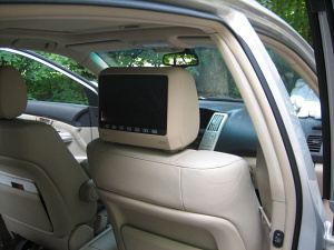 ����������� � DVD � �������� 9 ������ AVIS AVS0943T