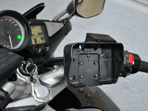 GPS ��������� 4" ��� ��������� AVIS DRC043G